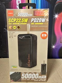 پاوربانک 50000 برند MOXOM
